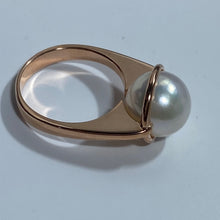 Load image into Gallery viewer, &#39;Sunshine&#39; Freshwater Pearl Ring
