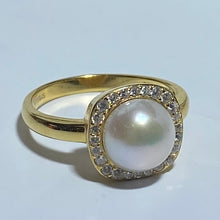 Load image into Gallery viewer, &#39;Solas&#39; Freshwater Pearl Ring
