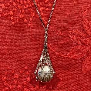 'Azura' Freshwater Pearl Pendant