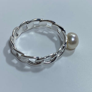 'Link' Freshwater Pearl Ring