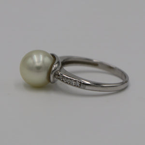 'Brigitta' Australian South Sea pearl ring