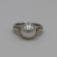 Load image into Gallery viewer, &#39;Lorelei&#39; Australian South Sea pearl ring
