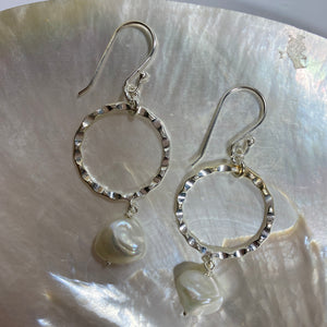 "Minnie" Freshwater Pearl Earrings