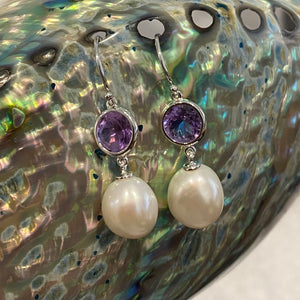 'Zhuri Amethyst' Freshwater Pearl Earrings