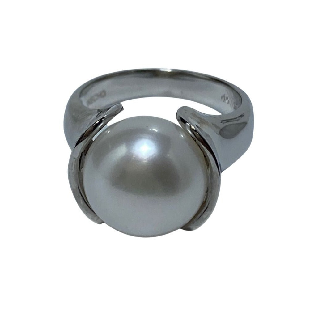 'Anemone' Freshwater Pearl Ring