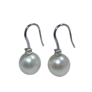 'Mary' Freshwater Pearl Earrings