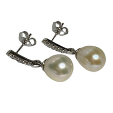 Load image into Gallery viewer, &#39;Liz&quot; Freshwater Pearl Stud style Earrings
