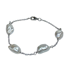 Load image into Gallery viewer, &#39;Eliana&#39; Freshwater &quot;keshi&quot; Pearl Bracelet
