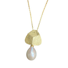 Load image into Gallery viewer, &#39;Facet&#39; Freshwater Pearl Pendant
