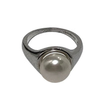 Load image into Gallery viewer, &#39;Bobby&#39; Freshwater Pearl Ring
