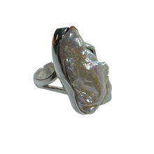 Load image into Gallery viewer, &#39;Lake 3&#39; Freshwater Pearl Ring
