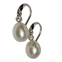 Load image into Gallery viewer, &#39;Amber&#39; Hook Style Freshwater Pearl Earrings

