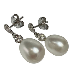 'Madeline' Stud Style Freshwater Pearl Earrings