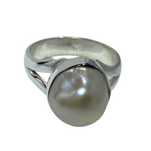 Load image into Gallery viewer, &#39;Ocean&#39; Freshwater Pearl Ring
