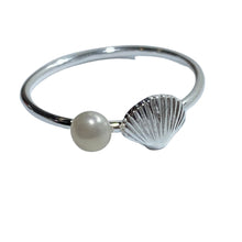 Load image into Gallery viewer, &#39;Scallop&#39; Freshwater Pearl Ring
