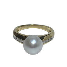 Load image into Gallery viewer, &#39;Siri&#39; Freshwater Pearl Ring
