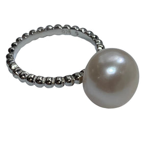 'Rolin' Freshwater Pearl Ring